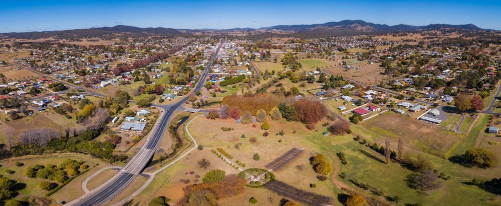 Border RAC work van and technician in Tenterfield
